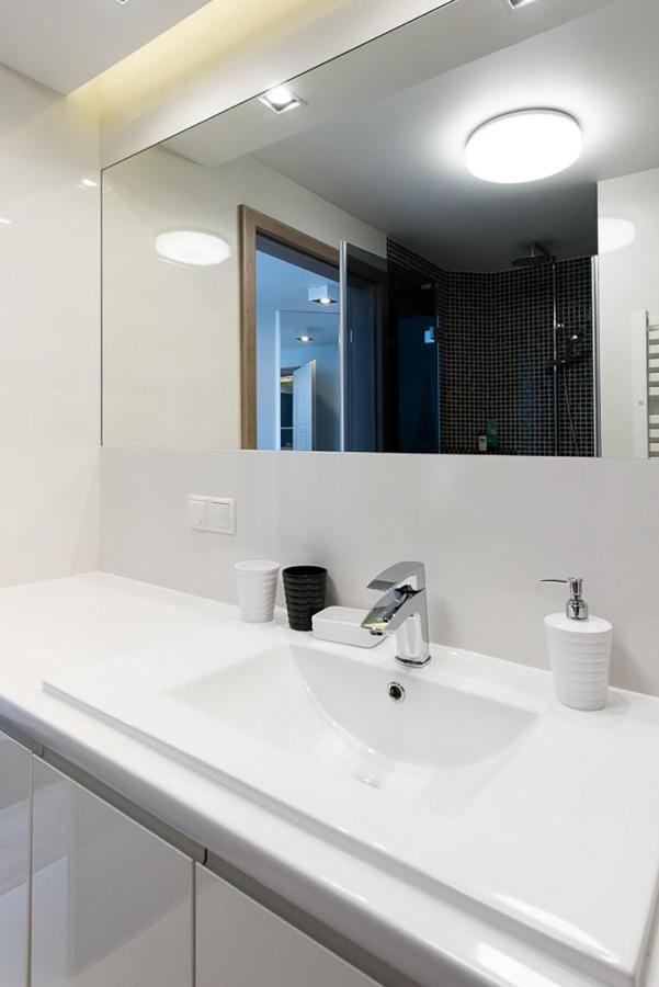 Cozy And Large 62 M2 Apartment With Air Conditioning, Old Town Krakow Exterior photo